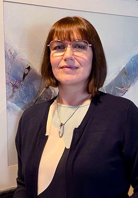 Irina-Toews.jpg